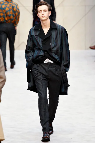 Look 37